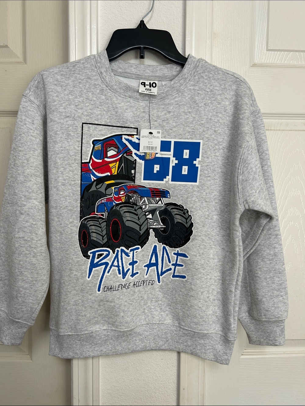 NWT Hot Wheels kids sweatshirt licensed
